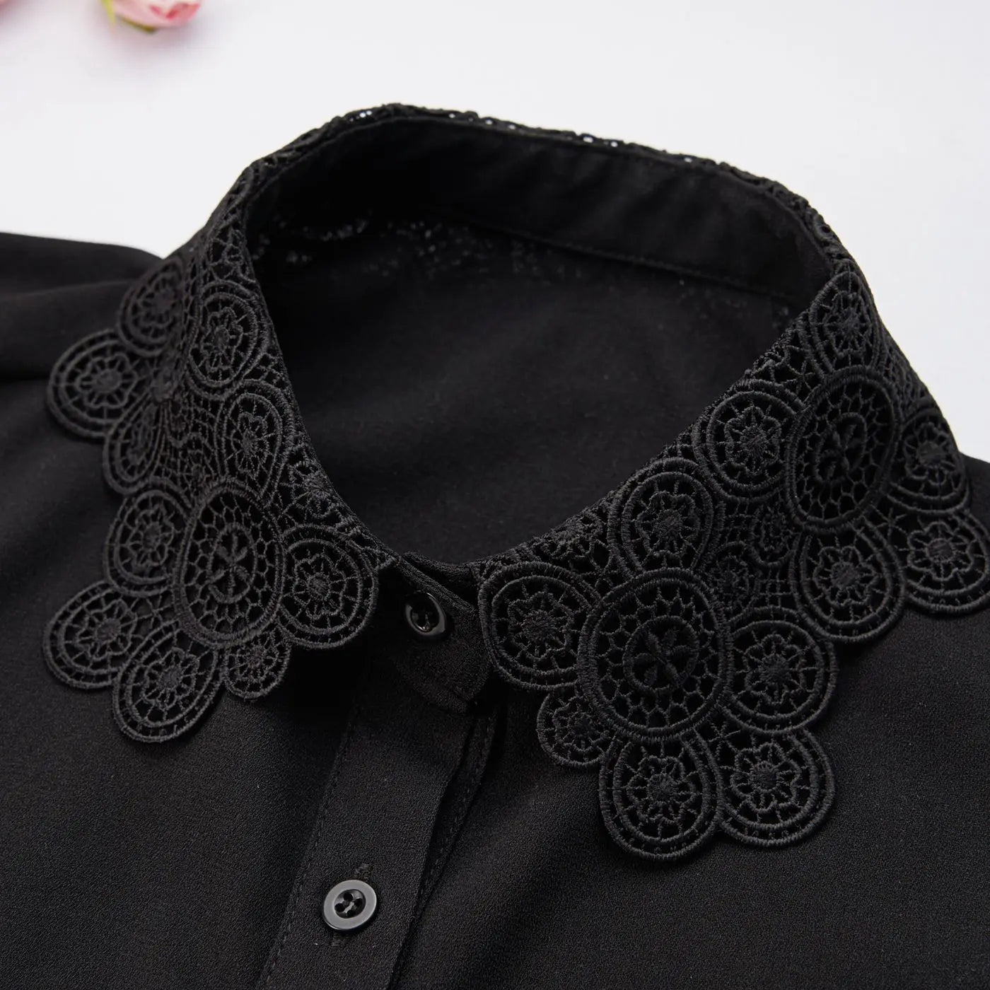 TESS DETACHABABLE COLLAR