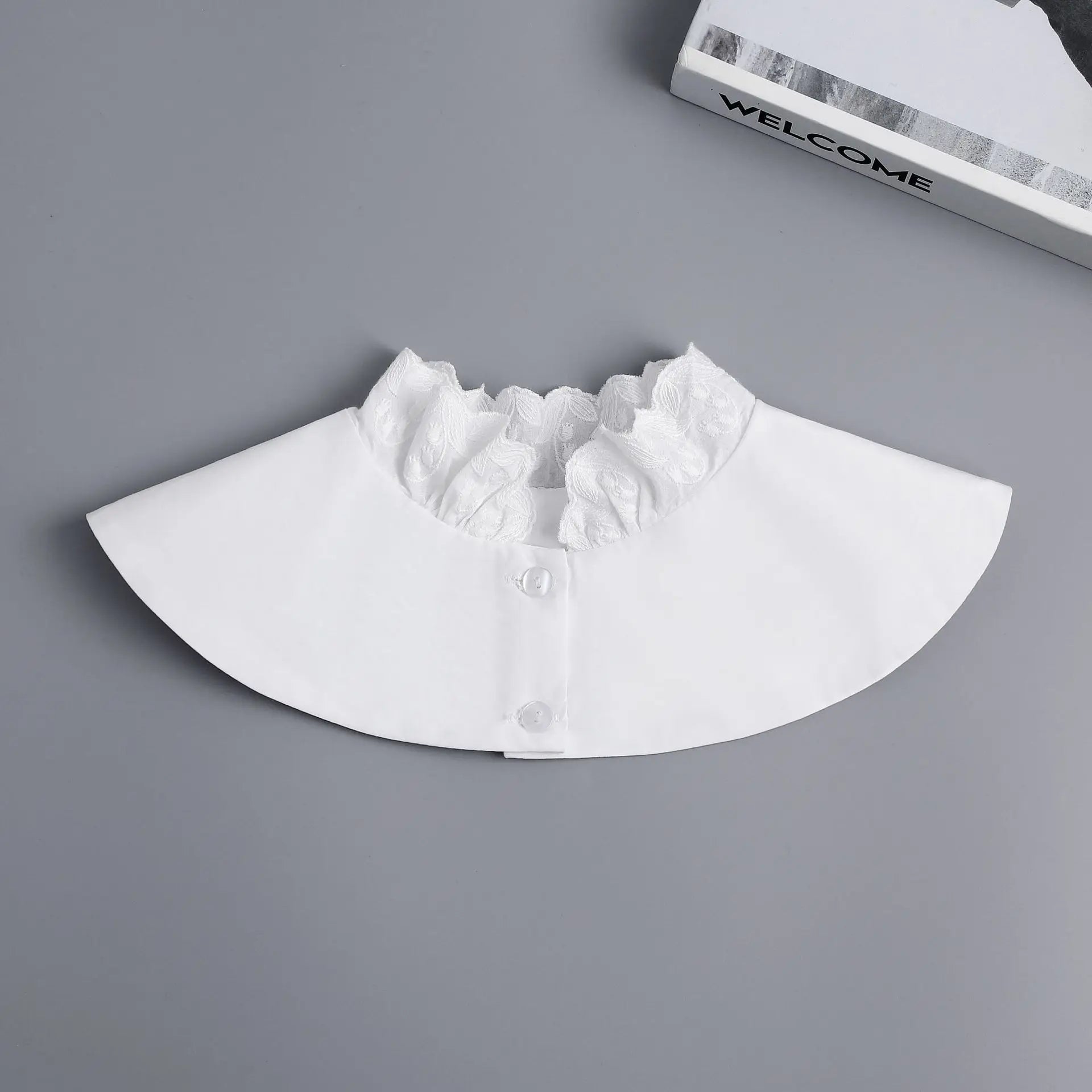 EMMA DETACHABLE COLLERETTE
