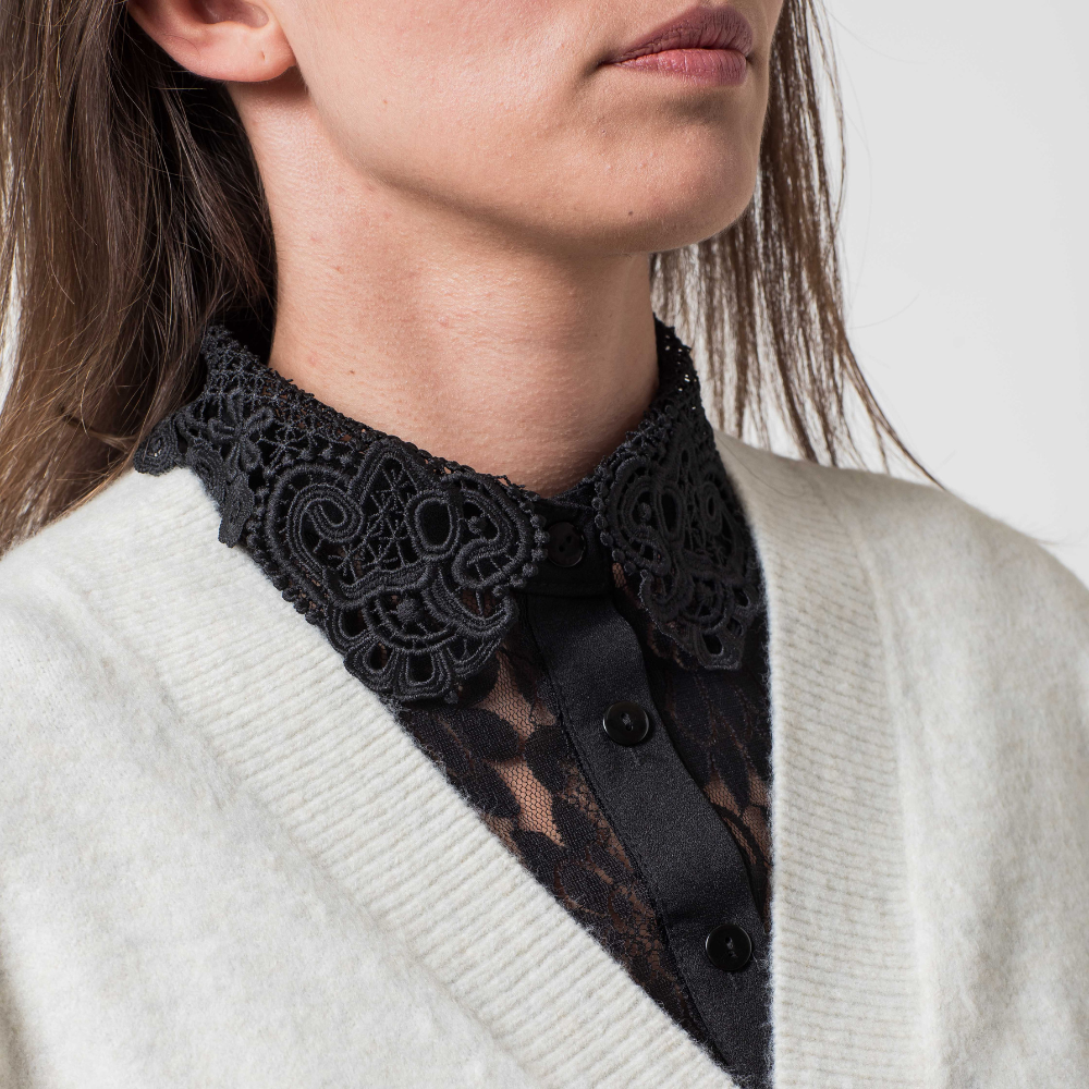 VIOLET CROCHET LACE FAUX COLLAR - Black