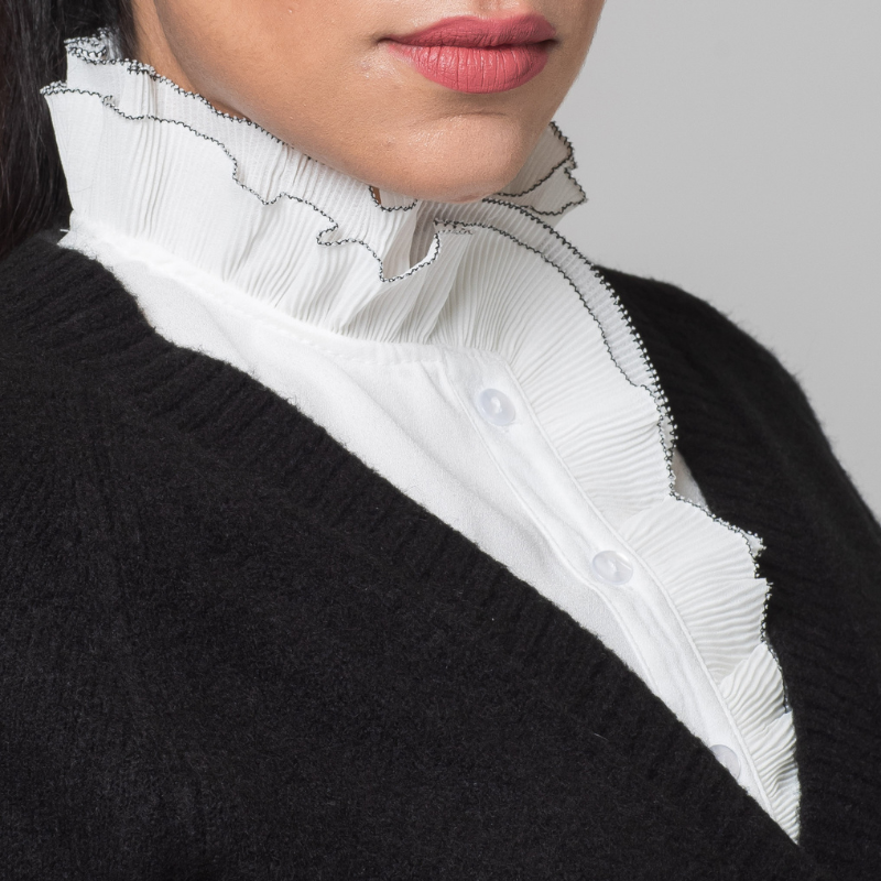 LILY RUFFLE CHIC COLLAR