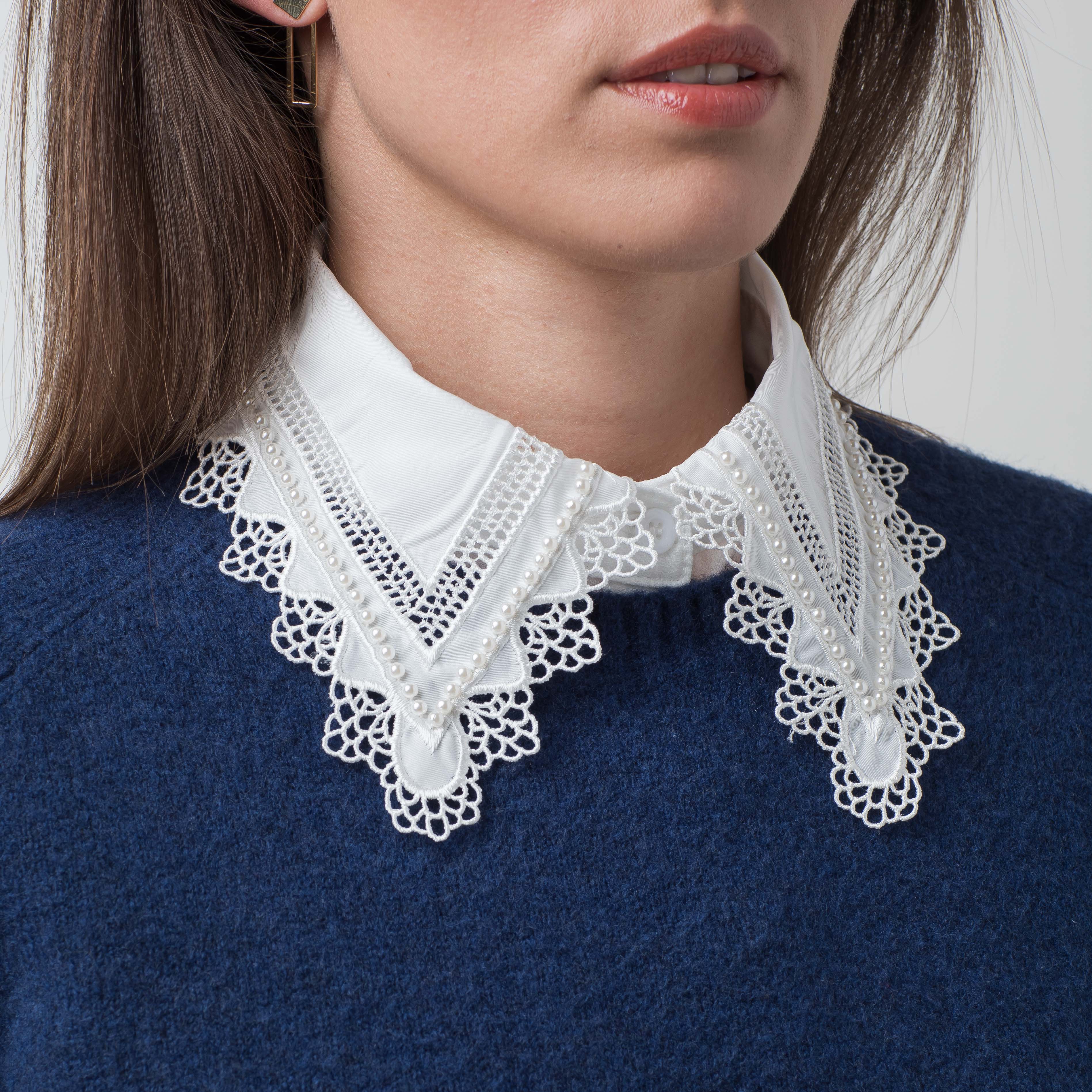 INES EMBROIDERED DICKEY