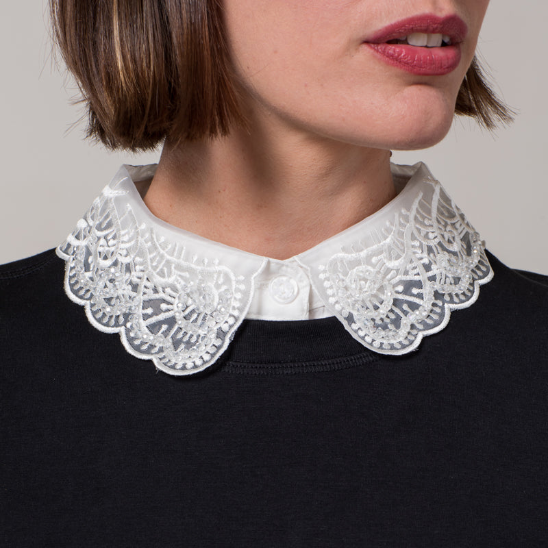 NORA FLORAL EMBROIDERED FALSE COLLAR