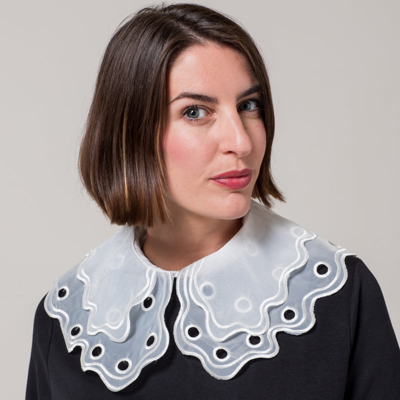 CHIARA LACE PETER PAN STYLE FAKE COLLAR