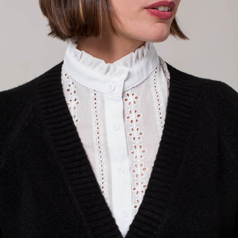 ELIZABETH EMBROIDERED FALSE COLLAR