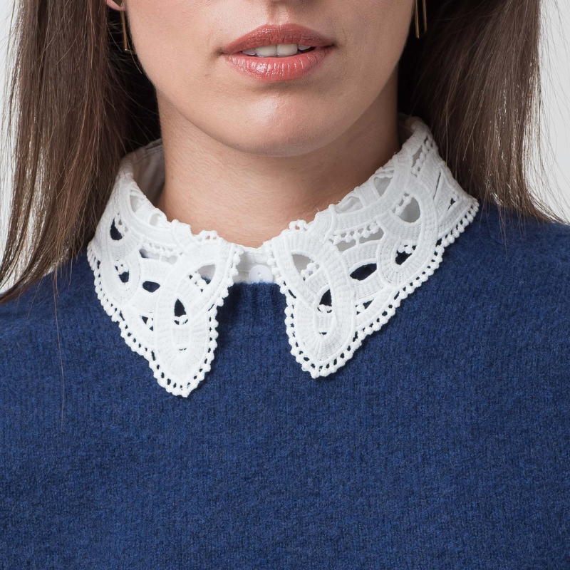 CLARA EMBROIDERED DICKEY