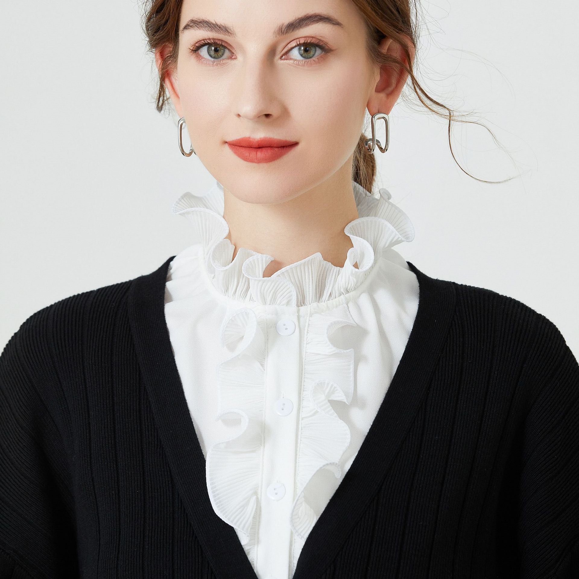 EDITH DETACHABLE FAUX COLLAR