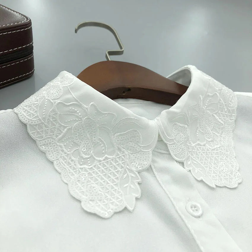 MUSE EMBROIDEERD DICKEY