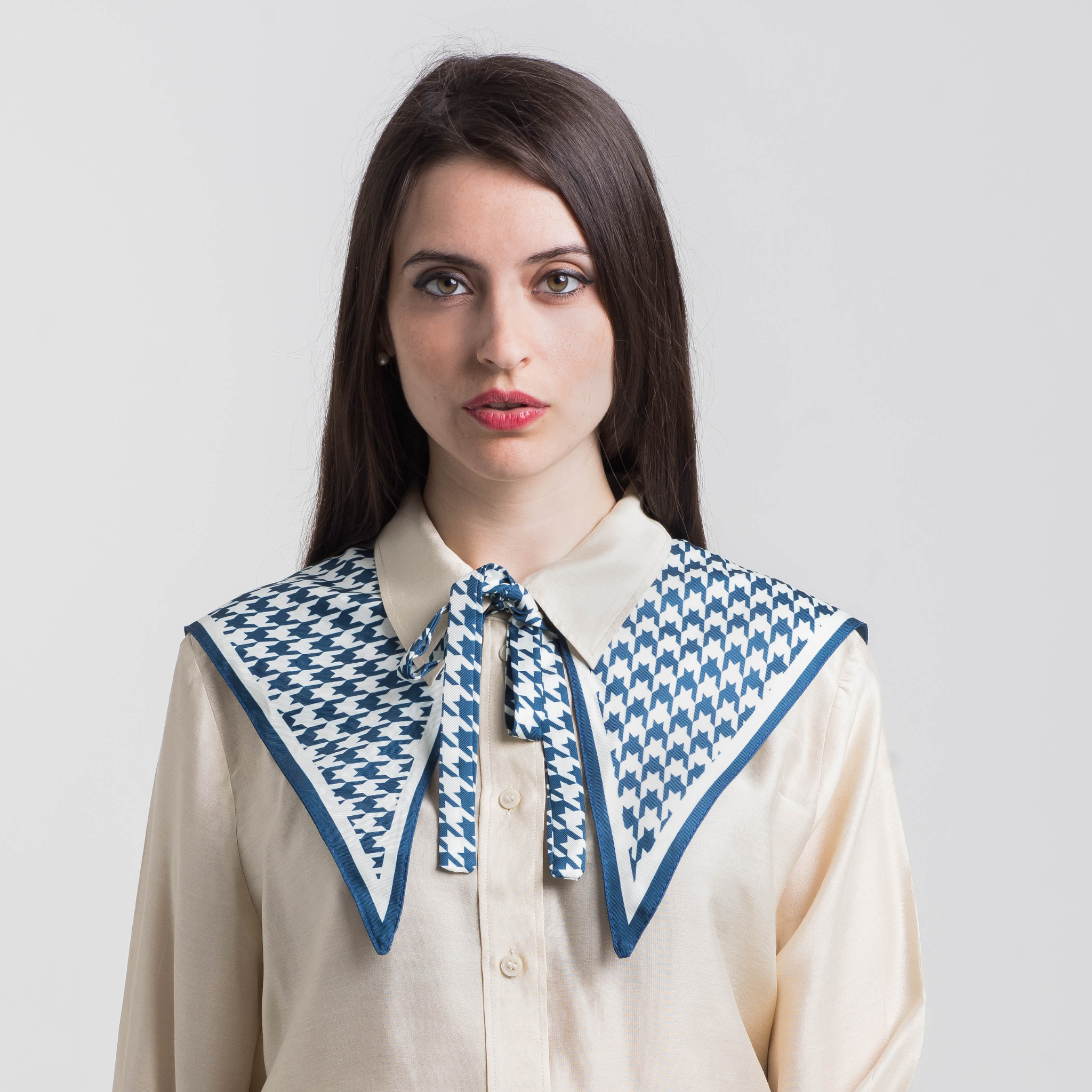 SHAWL COLLAR - BLUE PLAID