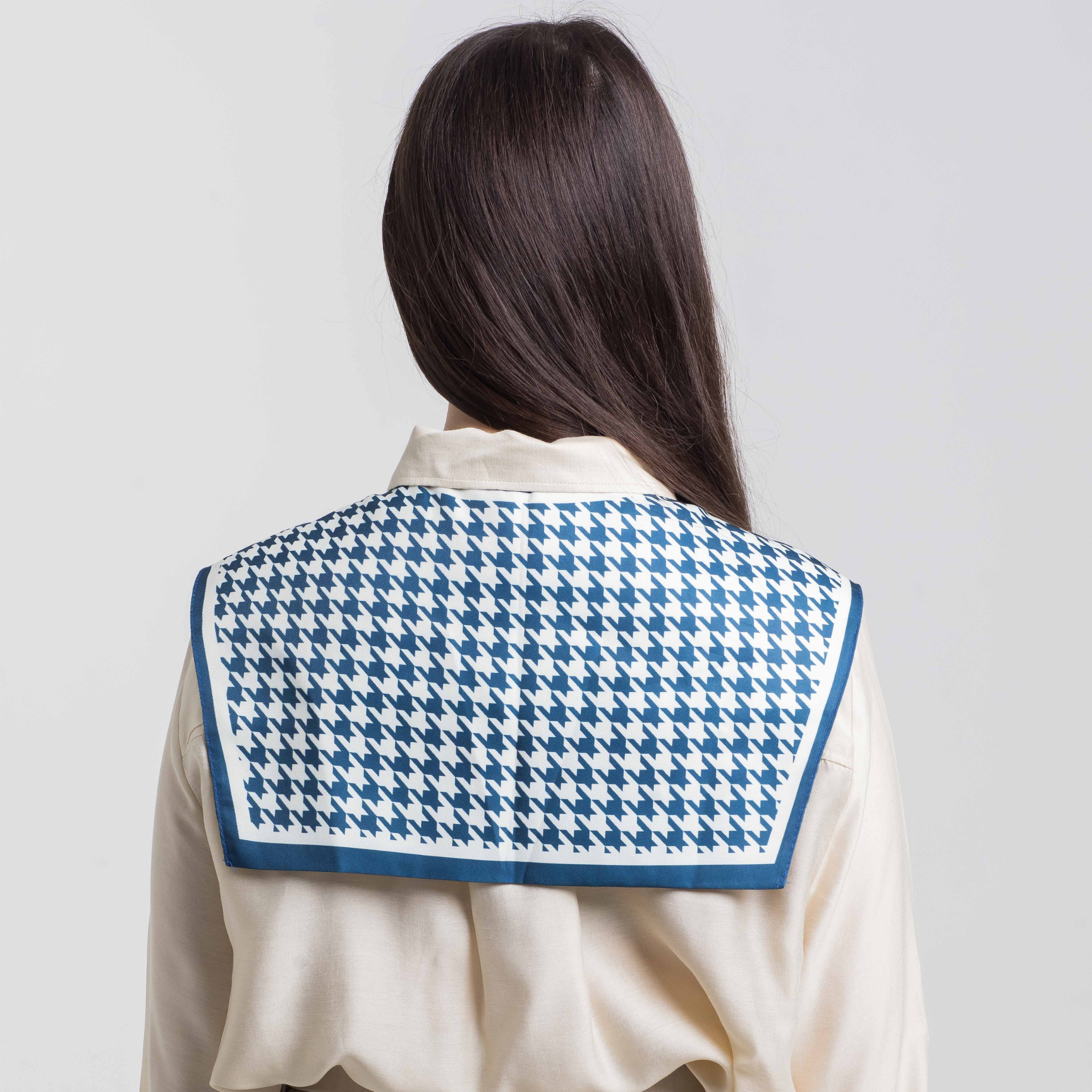 SHAWL COLLAR - BLUE PLAID